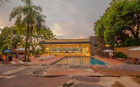 Pirayu Hotel & Resort